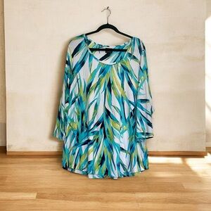 JM Collection Women’s Blue and Green Leaf Print Tunic